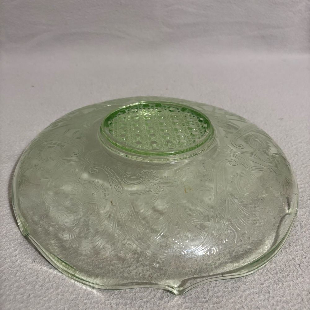 Green Depression Round Glass Decorative Centerpiece Bowl - Picture 2 of 7